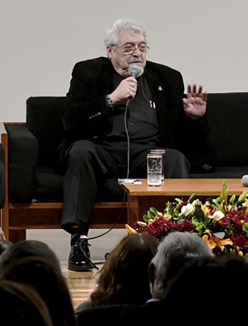 La Feria Universitaria del Libro de la Universidad Autónoma del Estado de Hidalgo otorgará reconocimiento a Felipe Garrido