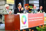 Don Vicente Quirarte y don Felipe Garrido, director adjunto de la Academia Mexicana de la Lengua, presentaron los “ Clásicos Verdes”